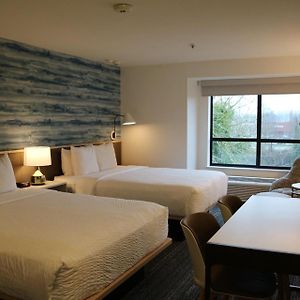 Queen Room Two Queen Beds Accessible or Non-Smoking